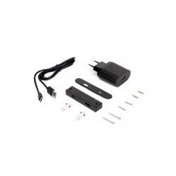 Meubel stopcontact voor inbouw en onderbouw met USB en USB-C 
