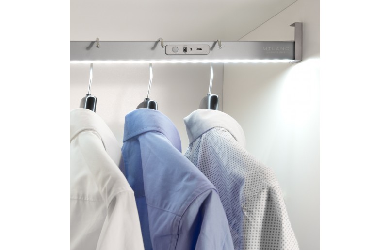 Kledingroede met LED verlichting (oplaadbaar) zilvergrijs
