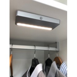 Oplaadbare LED kastlamp met beweging sensor