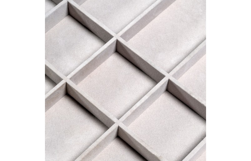 Uittrekbare sieradenlade - zwarte lade met vakindeling