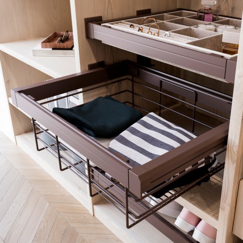 Uittrekbaar frame met soft close geleiders